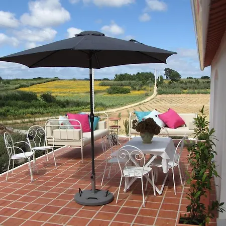 Agroturismo Entre Vinhas & Mar