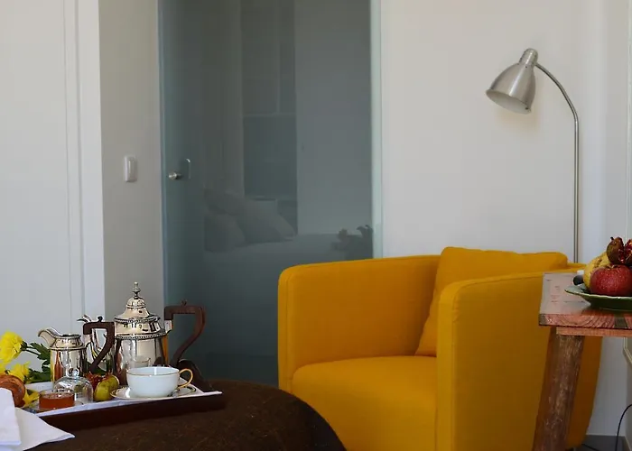 Entre Vinhas & Mar *